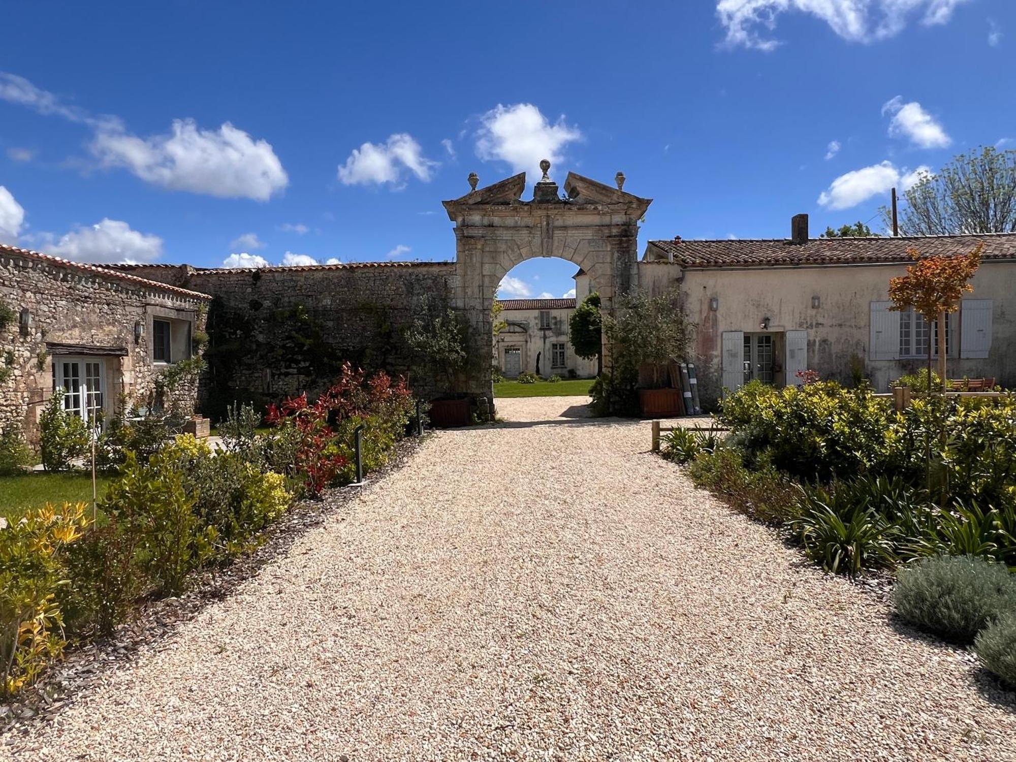 Chateau De Feusse Saint-Just-Luzac Ngoại thất bức ảnh